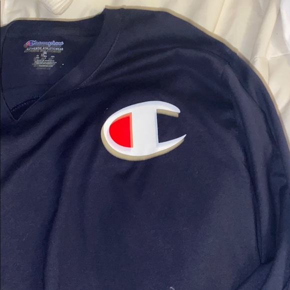 Champion long sleeve - Picture 3 of 4